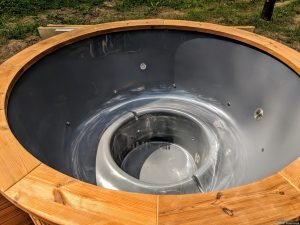 Hot Tub Idromassaggio In Vetroresina Con Stufa Esterna (25)